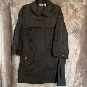 Chico’s Size 3 (16) 67% Cotton 33% Nylon Machine Wash Color Color: Black